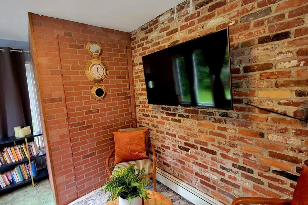 Unique & Peaceful Boston Home Extérieur photo